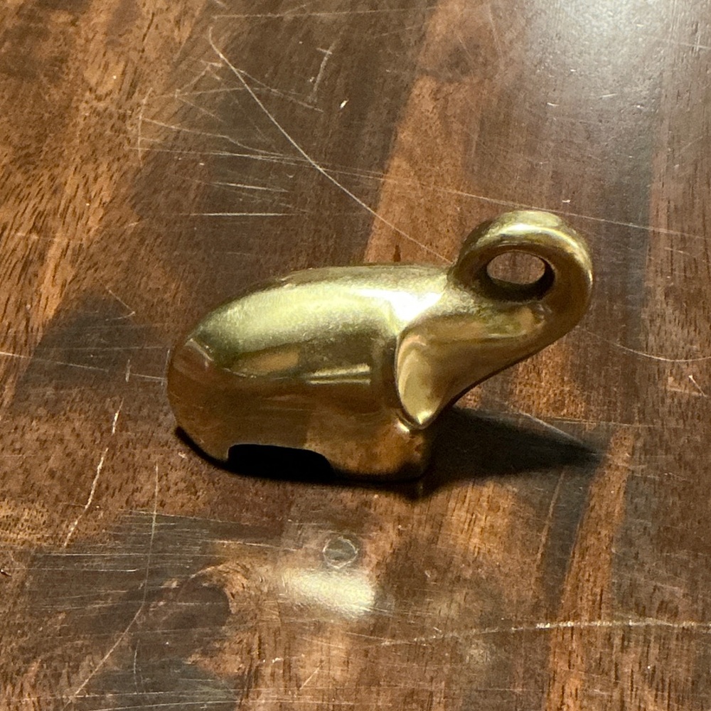 Brass Elephant Paperweight Made in Korea - Picture 1 of 6